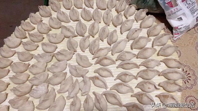 元宵節全國的習俗都一樣嗎？有沒(méi)有不吃元宵的地方？